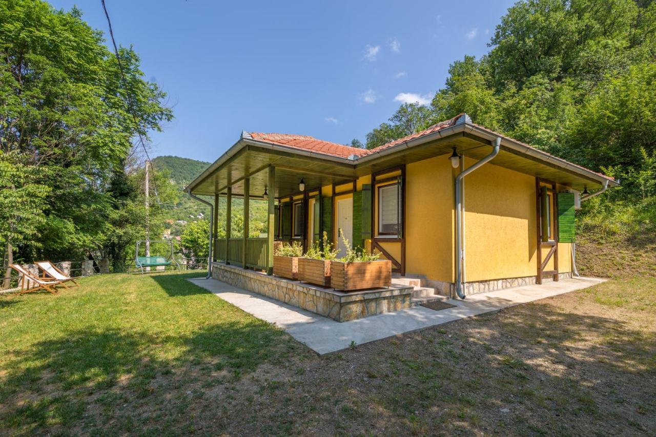 Vila Camelia Galambóc Kültér fotó